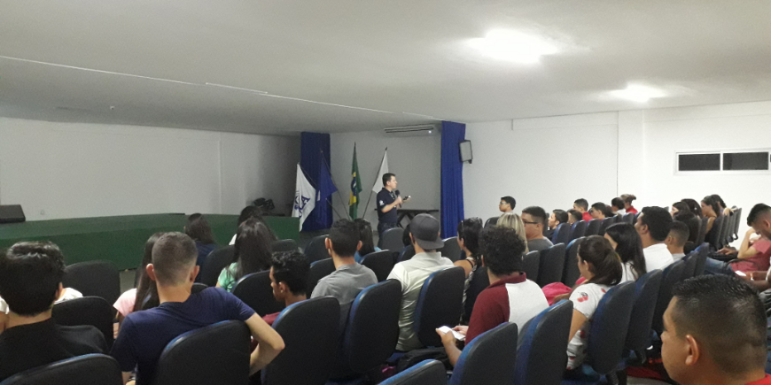 ALUNOS DA FAMA PARTICIPAM DA SENSIBILIZAÇÃO DA CPA 2019