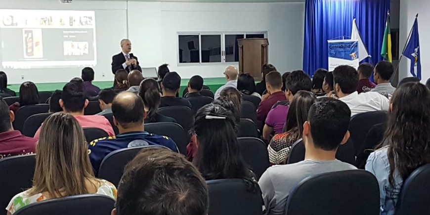 CURSO DE CIÊNCIAS CONTÁBEIS DA FAMA PROMOVE ENCONTRO DE PESQUISADORES DA CONTABILIDADE