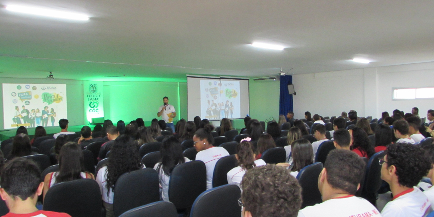 ESTUDANTES DE ITURAMA E REGIÃO PARTICIPAM DA 6ª FEIRA DE PROFISSÕES DA FAMA